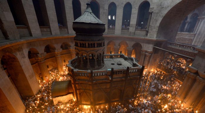 Ապրիլի 27-ին Երուսաղեմի Սուրբ Հարության տաճարում Ճրագալույցի պատարագն է անցկացվելու (Լույսի տոն)