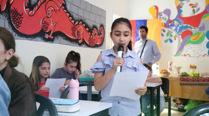 Բաց դաս Պետախ Տիկվայի հայկական դասարանում