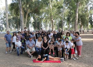 Հայկական դպրոցի արշավը դեպի «Տել Աֆեկ» ազգային զբոսայգի Լուսանկարում՝ Հայ դպրոցականներն ու նրանց ծնողները «Տել Աֆեկ» ազգային զբոսայգում