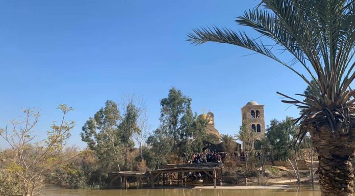 Հունվարի 26 – ին Երուսաղեմի հայ պատրիարք Ամենապատիվ Տեր Նուրհան արքեպիսկոպոս Մանուկյանի գլխավորությամբ կատարվեց ուխտավորություն դեպի Հորդանան գետ