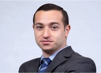 «ՈՎ ՀԱՅ ԺՈՂՈՎՈւՐԴ, ՔՈ ՄԻԱԿ ՓՐԿՈւԹՅՈւՆԸ ՔՈ ՀԱՎԱՔԱԿԱՆ ՈւԺԻ ՄԵՋ Է». Լուսանկարում՝ Մխիթար Հայրապետյան ՀՀ ԱԺ պատգամավոր ՀՀ ԱԺ գիտության, կրթության, մշակույթի, սփյուռքի, երիտասարդության և սպորտի հարցերի մշտական հանձնաժողովի նախագահ