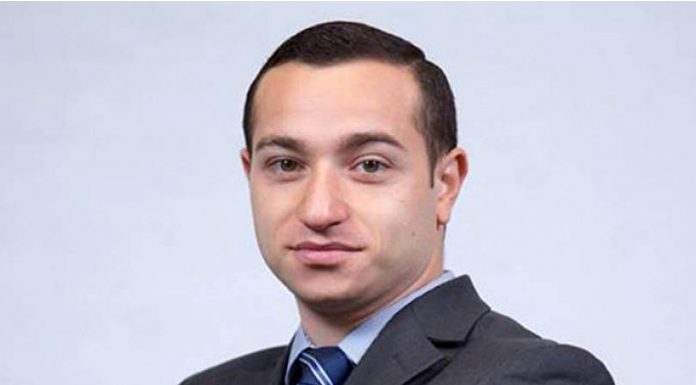 «ՈՎ ՀԱՅ ԺՈՂՈՎՈւՐԴ, ՔՈ ՄԻԱԿ ՓՐԿՈւԹՅՈւՆԸ ՔՈ ՀԱՎԱՔԱԿԱՆ ՈւԺԻ ՄԵՋ Է». Լուսանկարում՝ Մխիթար Հայրապետյան ՀՀ ԱԺ պատգամավոր ՀՀ ԱԺ գիտության, կրթության, մշակույթի, սփյուռքի, երիտասարդության և սպորտի հարցերի մշտական հանձնաժողովի նախագահ