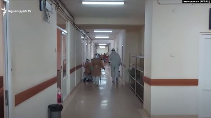 Լուսանկարում՝ Հիվանդանոց Հայաստանում, արխիվ